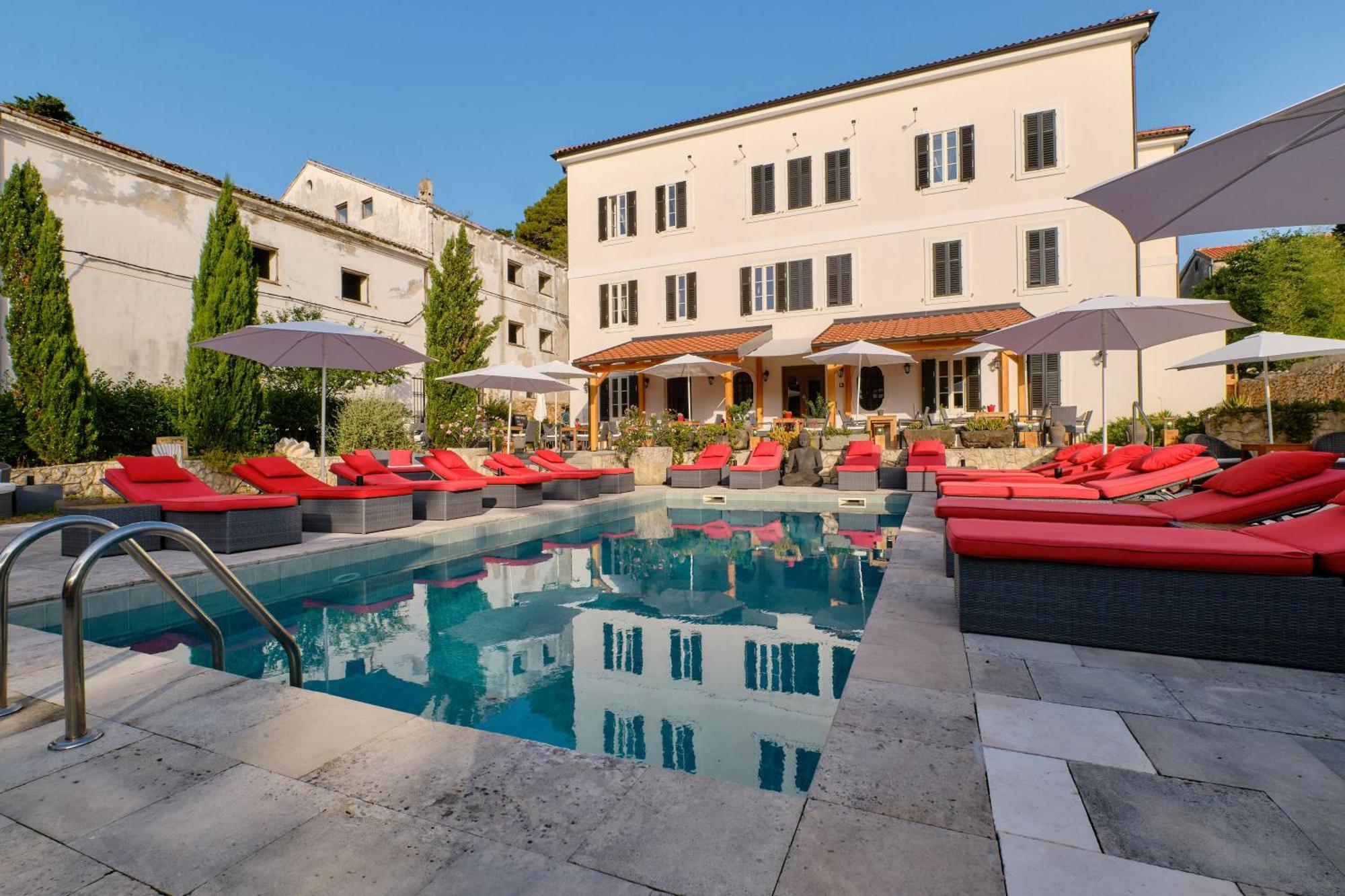 Dolphin Suites Veli Lošinj Exterior foto